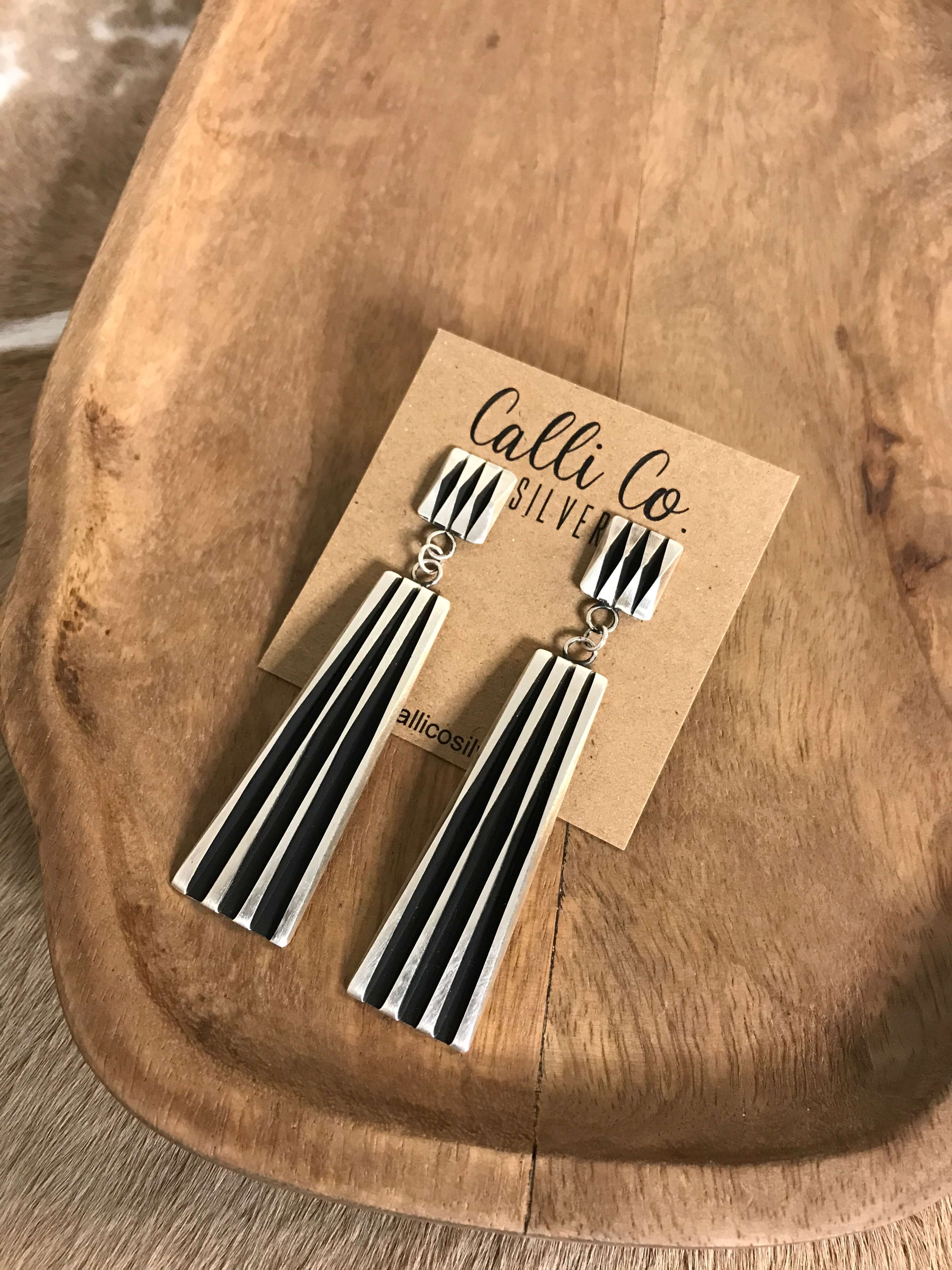 The Nazlini Earrings-Earrings-Calli Co., Turquoise and Silver Jewelry, Native American Handmade, Zuni Tribe, Navajo Tribe, Brock Texas