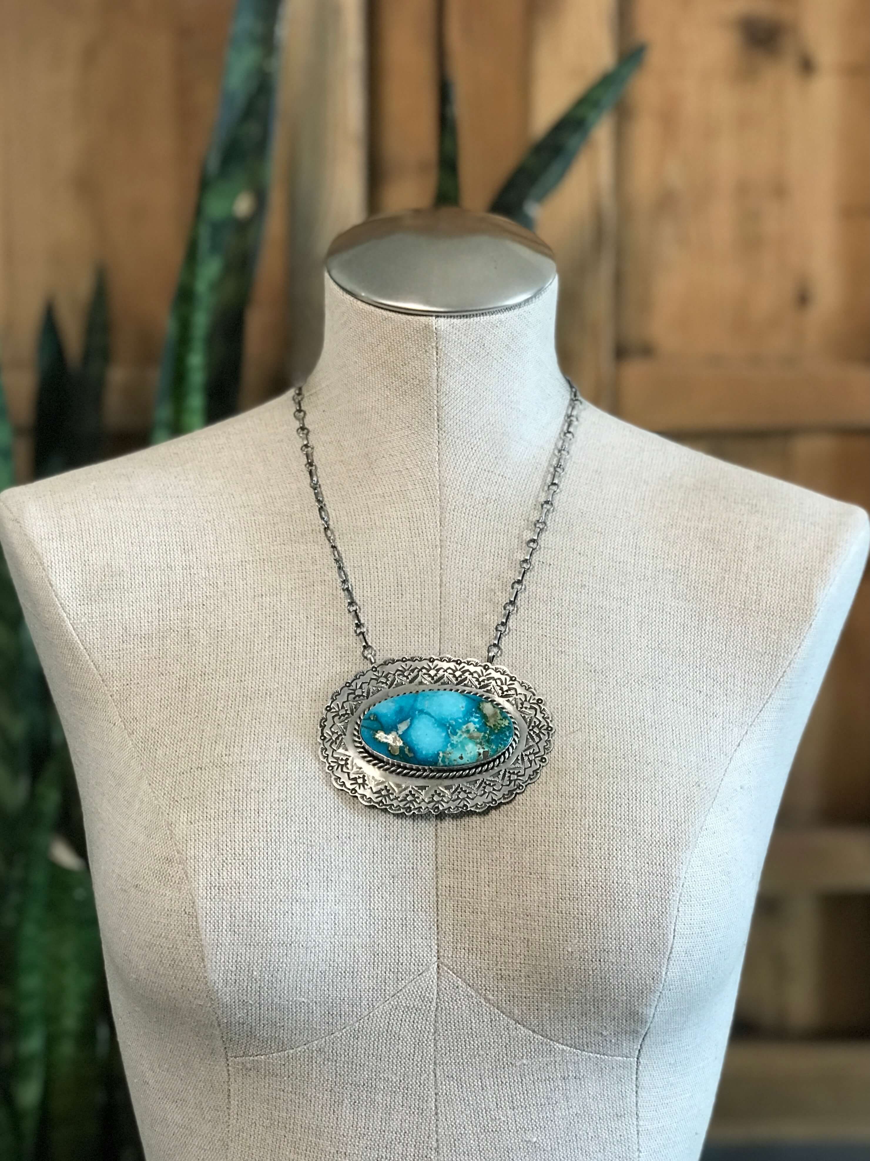 The Mirrormont Necklace, 2-Necklaces-Calli Co., Turquoise and Silver Jewelry, Native American Handmade, Zuni Tribe, Navajo Tribe, Brock Texas