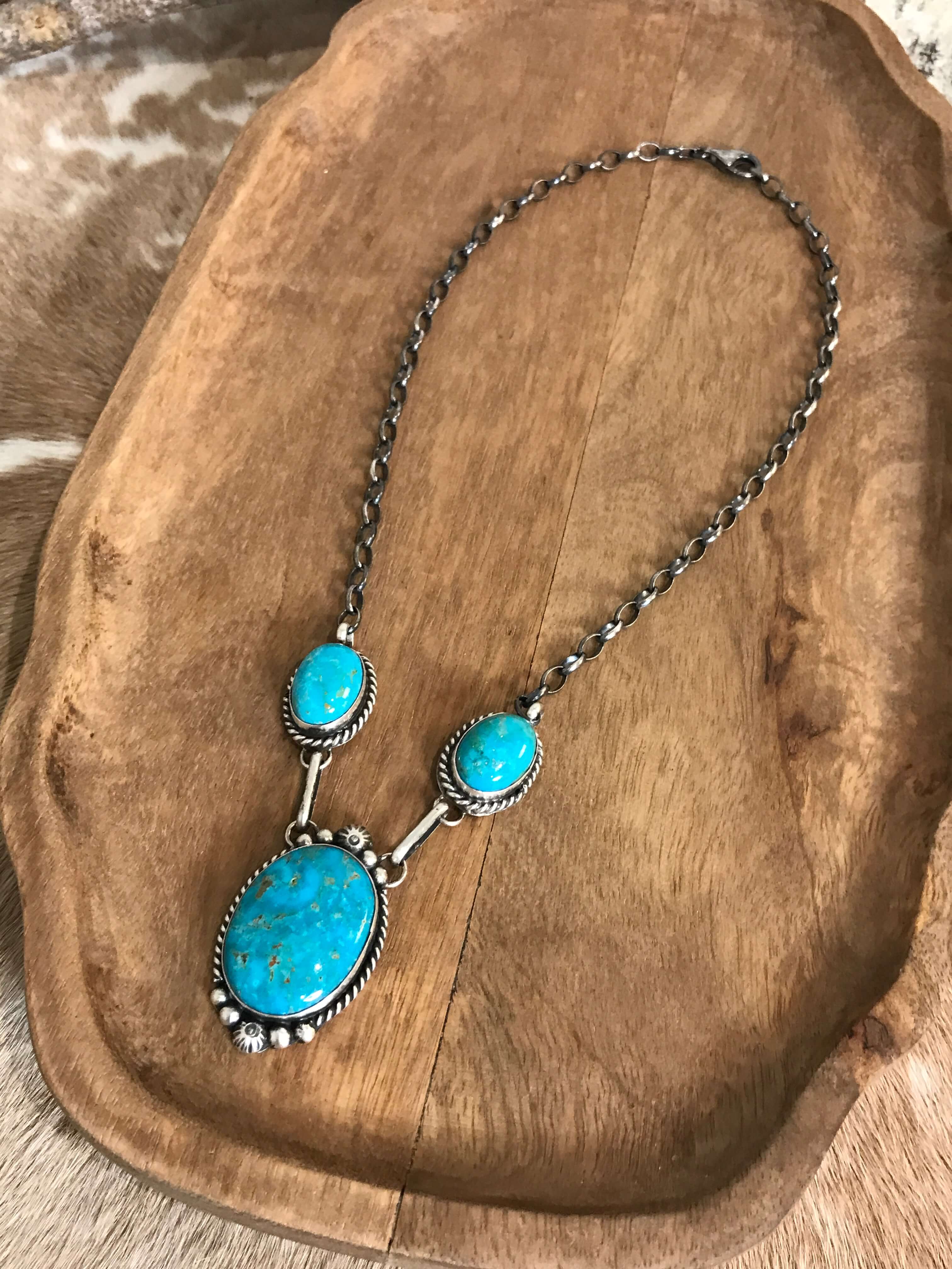 The Bristow Statement Necklace, 19-Necklaces-Calli Co., Turquoise and Silver Jewelry, Native American Handmade, Zuni Tribe, Navajo Tribe, Brock Texas