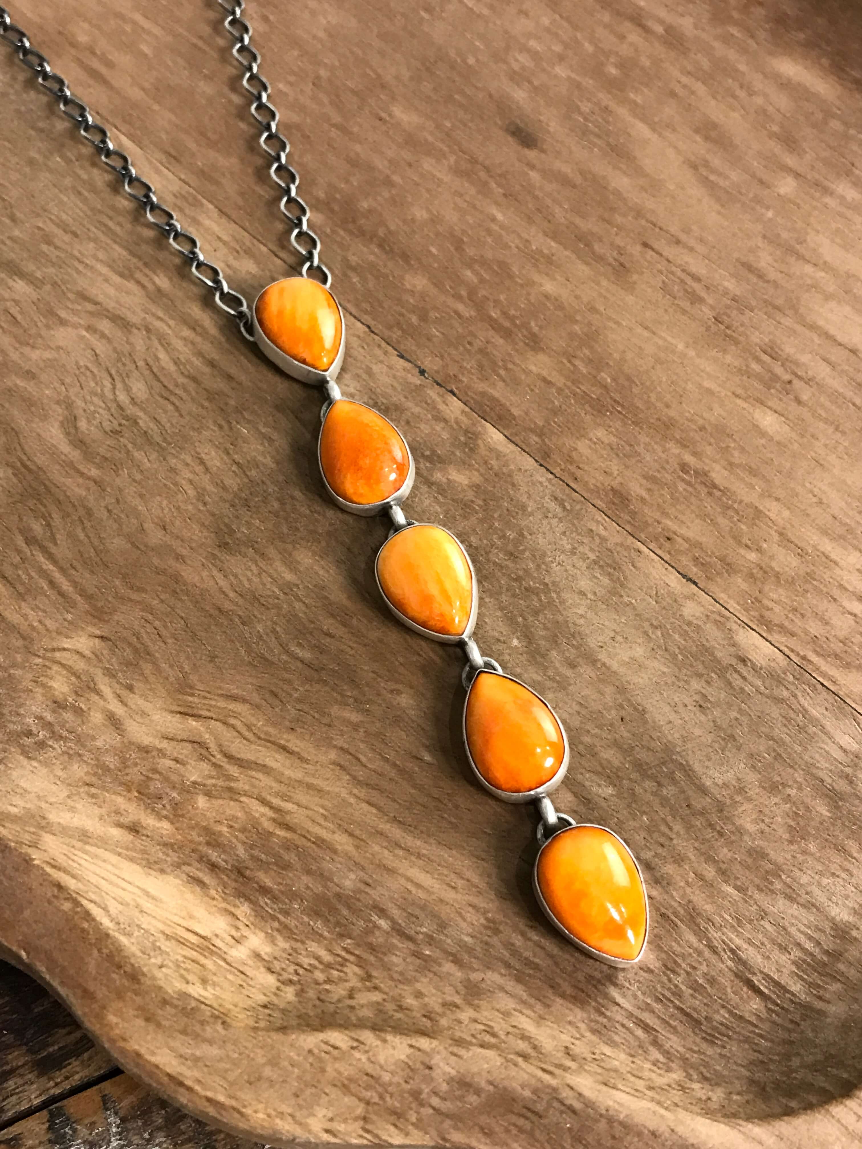 The Arroyo Lariat Necklace in Spiny Oyster, 6-Necklaces-Calli Co., Turquoise and Silver Jewelry, Native American Handmade, Zuni Tribe, Navajo Tribe, Brock Texas