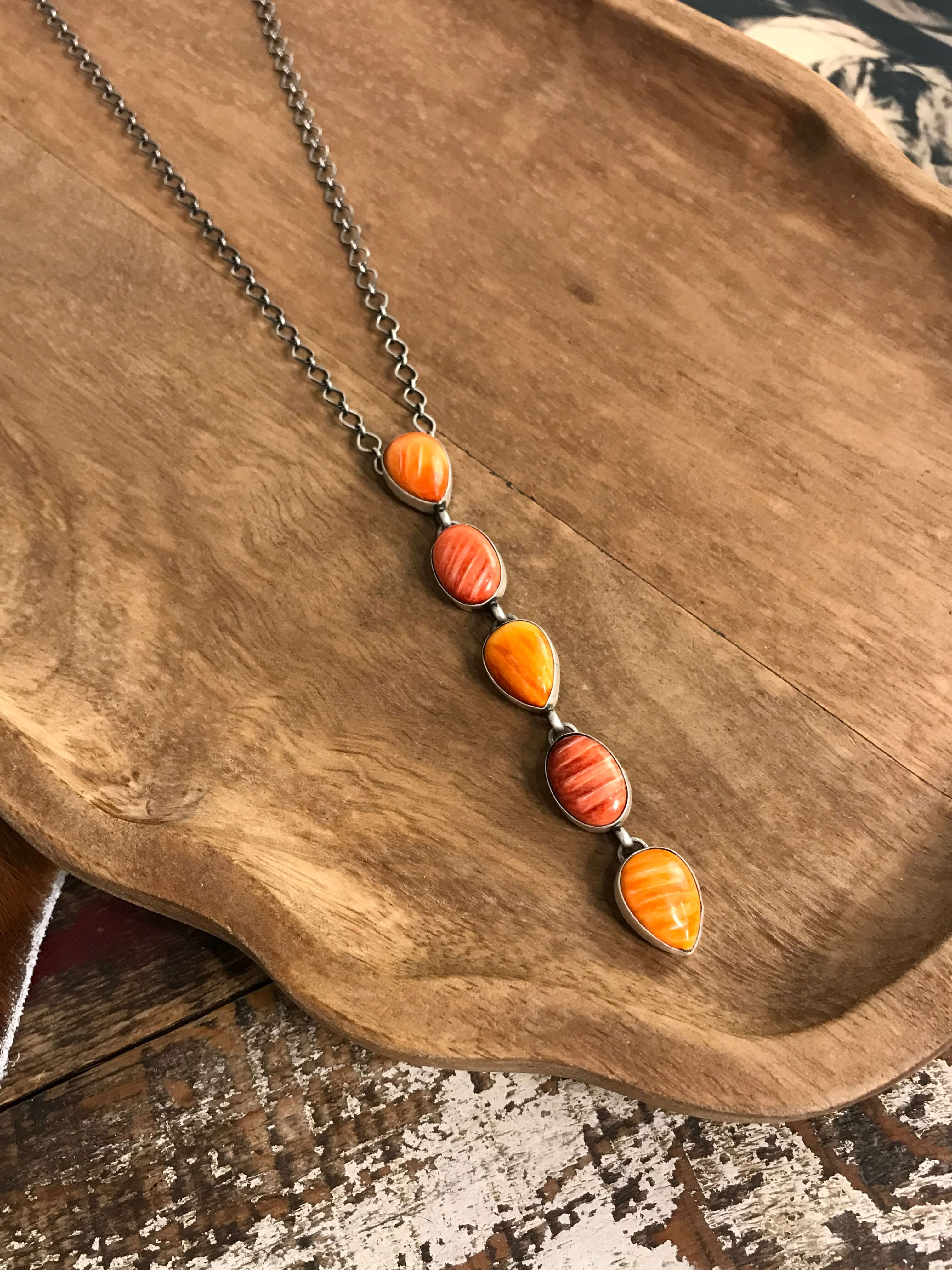 The Arroyo Lariat Necklace in Spiny Oyster, 11-Necklaces-Calli Co., Turquoise and Silver Jewelry, Native American Handmade, Zuni Tribe, Navajo Tribe, Brock Texas