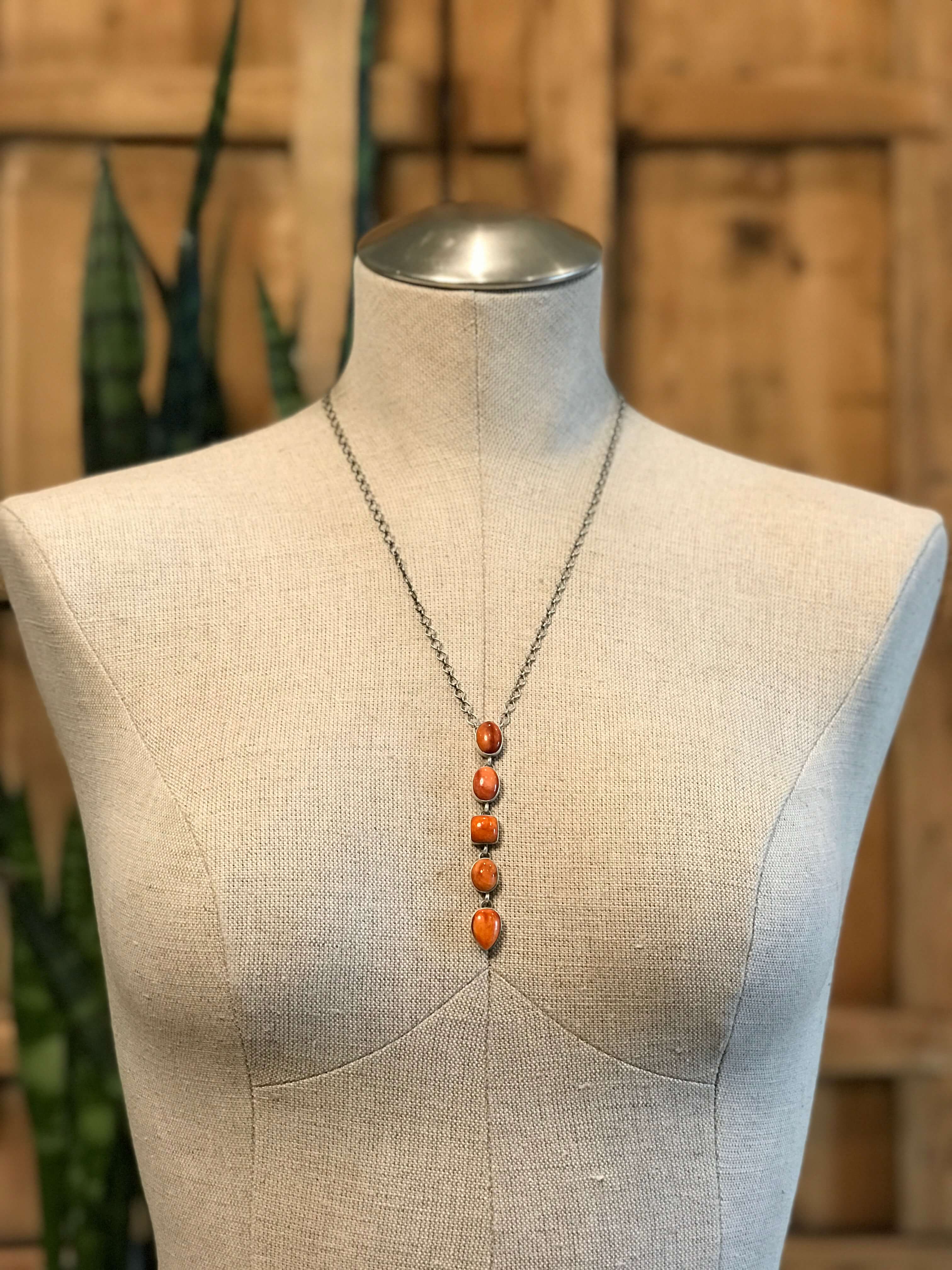 The Arroyo Lariat Necklace in Spiny Oyster, 10-Necklaces-Calli Co., Turquoise and Silver Jewelry, Native American Handmade, Zuni Tribe, Navajo Tribe, Brock Texas