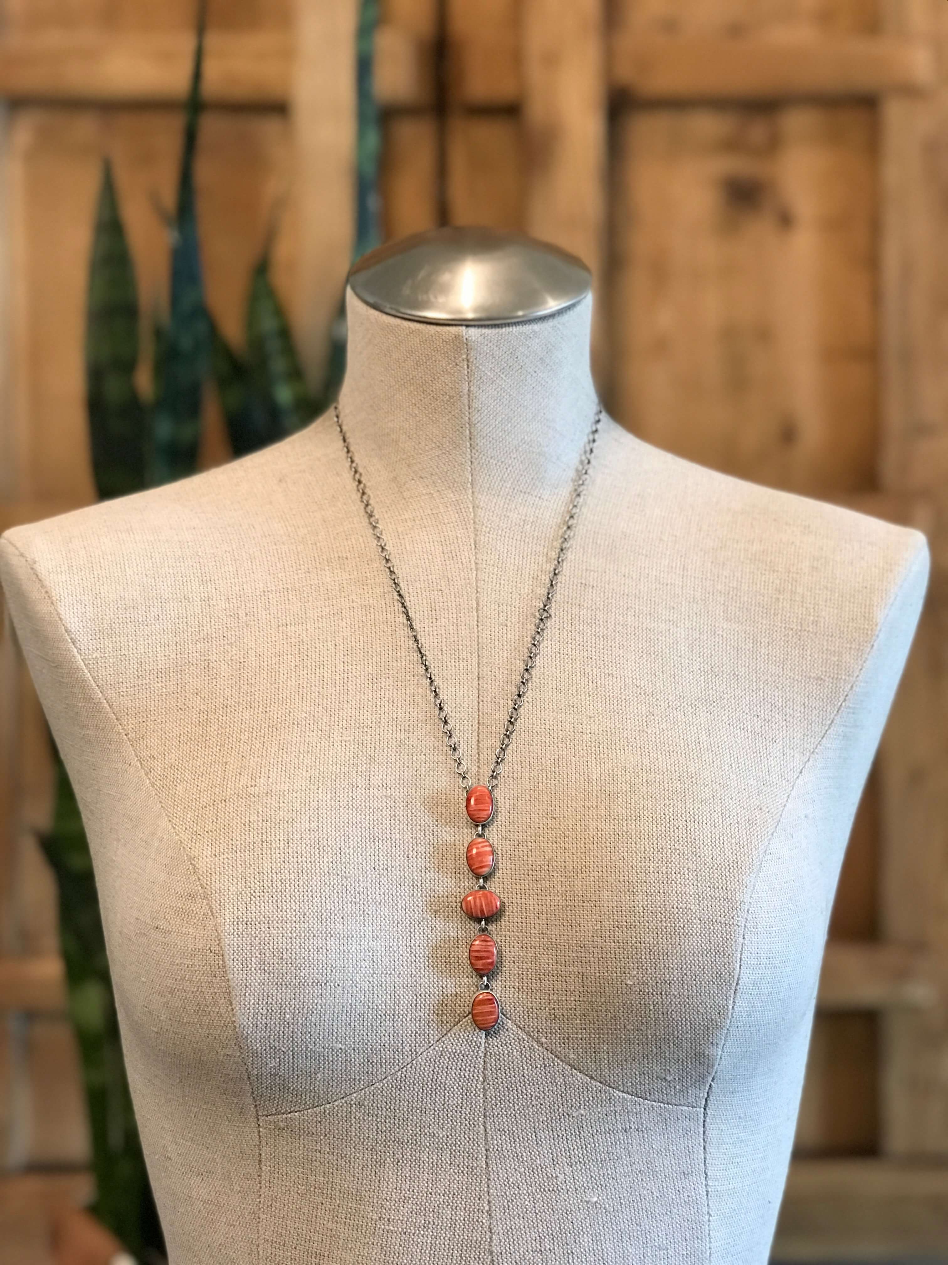 The Arroyo Lariat Necklace in Spiny Oyster, 13-Necklaces-Calli Co., Turquoise and Silver Jewelry, Native American Handmade, Zuni Tribe, Navajo Tribe, Brock Texas