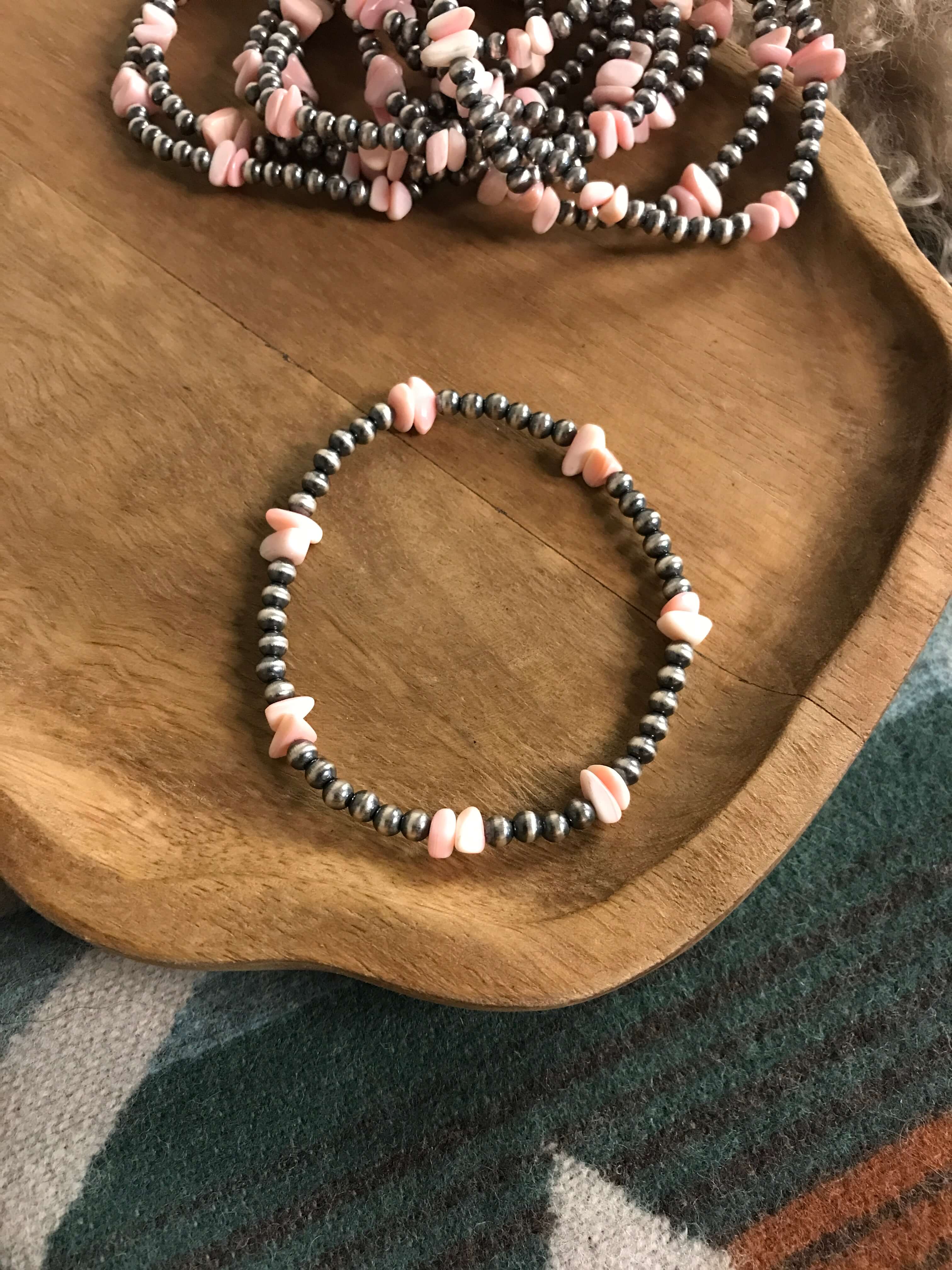 The Maizey Pink Conch Stretch Bracelet xx-Bracelets & Cuffs-Calli Co., Turquoise and Silver Jewelry, Native American Handmade, Zuni Tribe, Navajo Tribe, Brock Texas