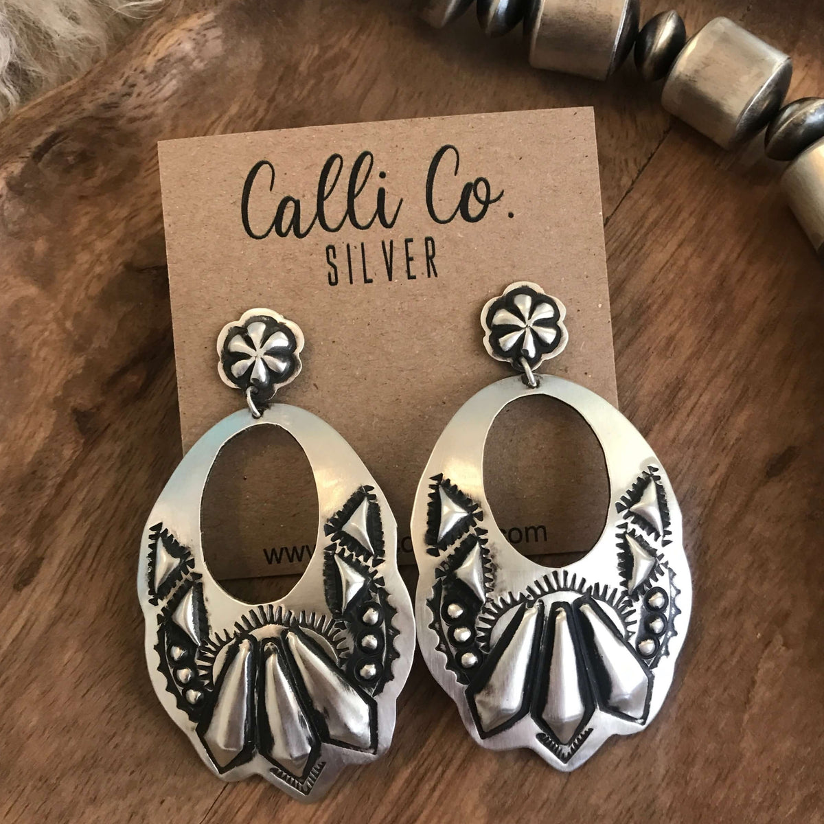 Vintage Hobby Horse Silver Ponytail Concho/Earring Set Concho Earrings: History and style – Drawnwest main image 3