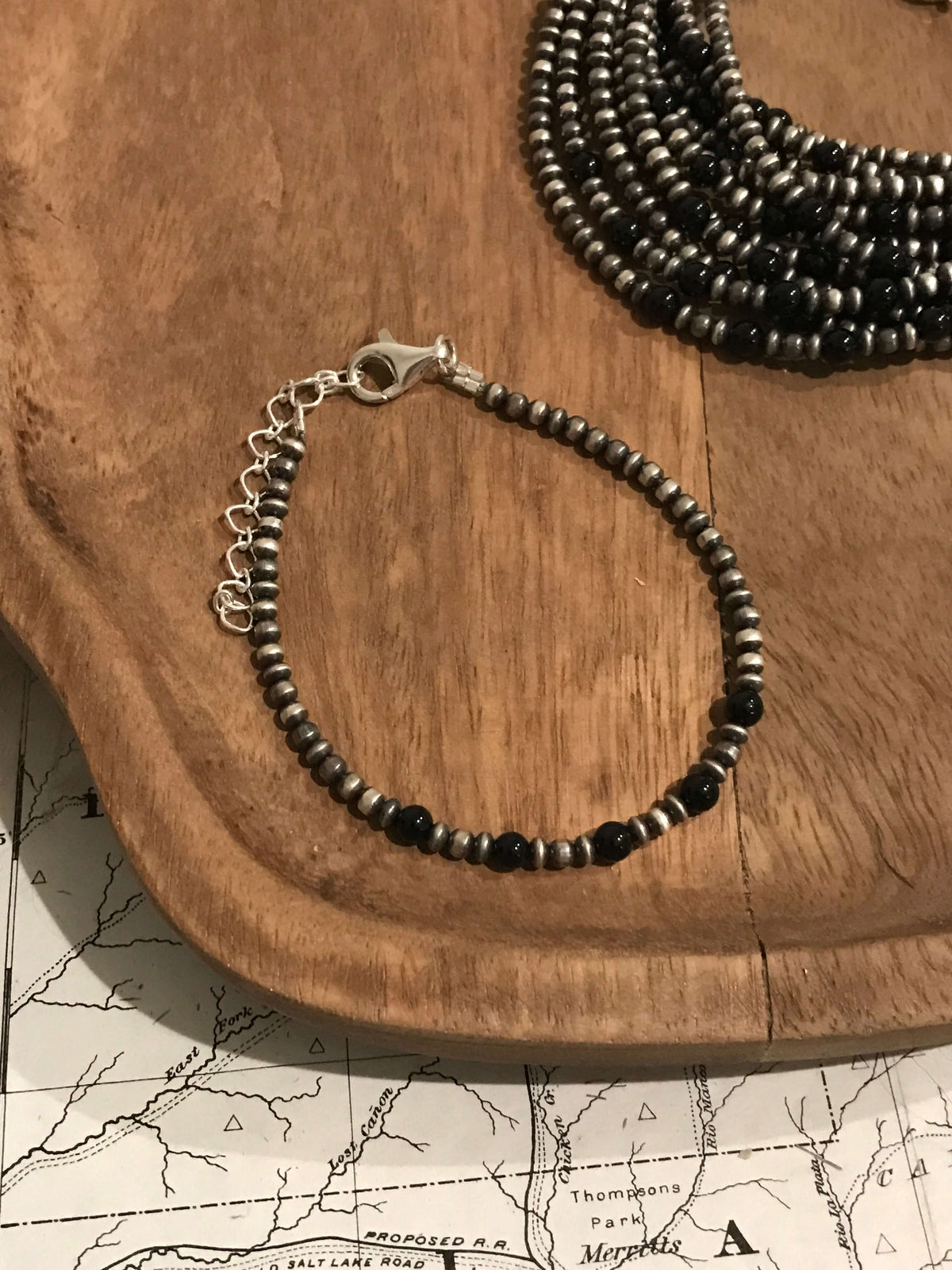 The Harlow Bracelet in Onyx-Bracelets & Cuffs-Calli Co., Turquoise and Silver Jewelry, Native American Handmade, Zuni Tribe, Navajo Tribe, Brock Texas