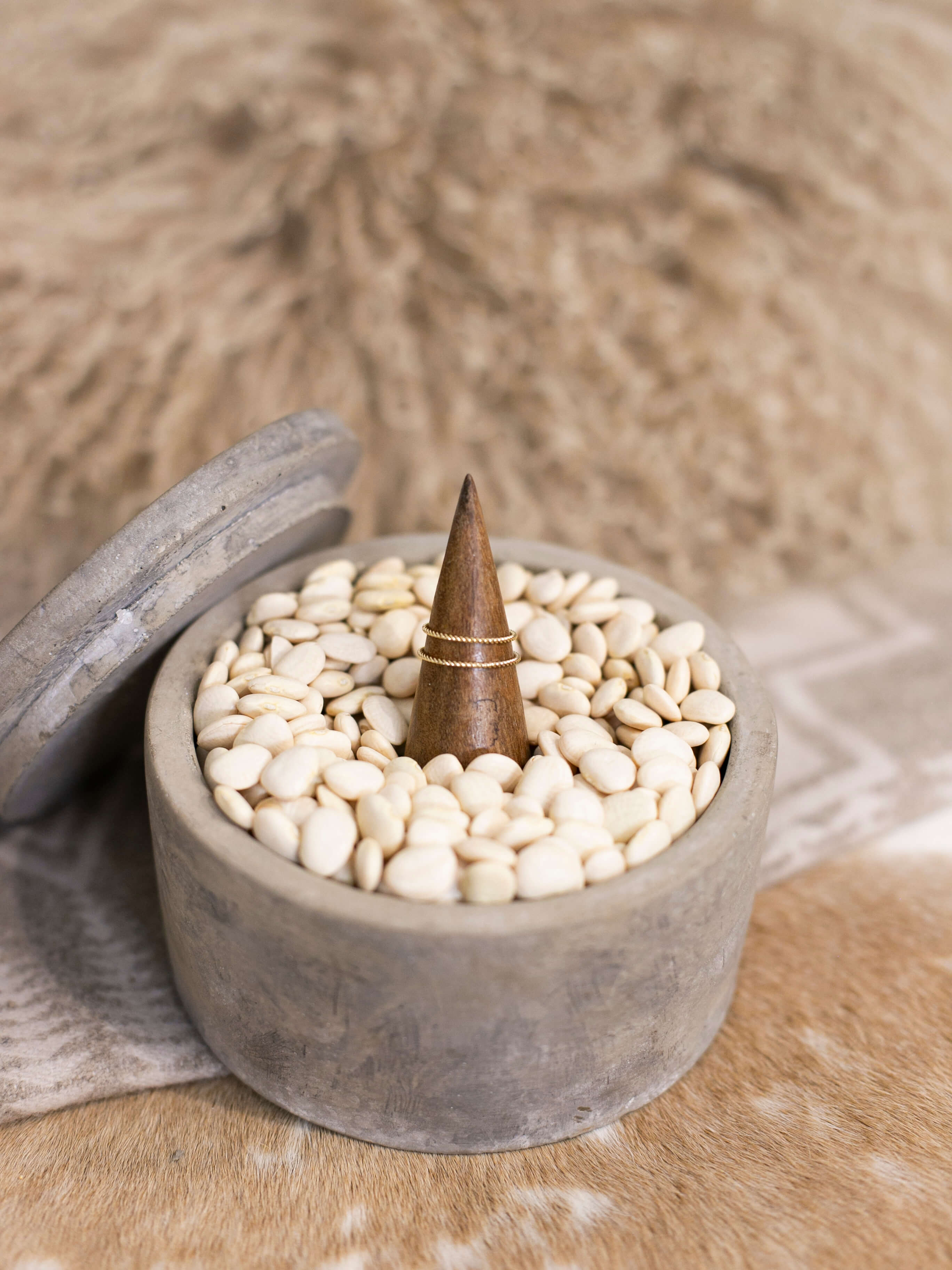 The Dainty Gold Rope Ring-Rings-Calli Co., Turquoise and Silver Jewelry, Native American Handmade, Zuni Tribe, Navajo Tribe, Brock Texas