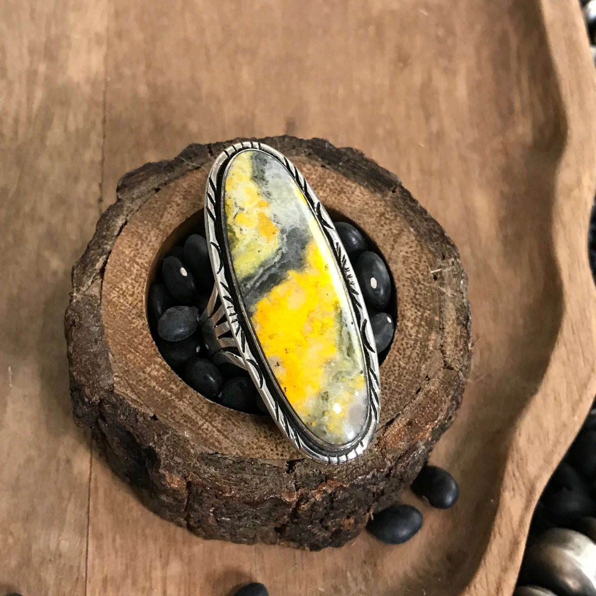Toini ring