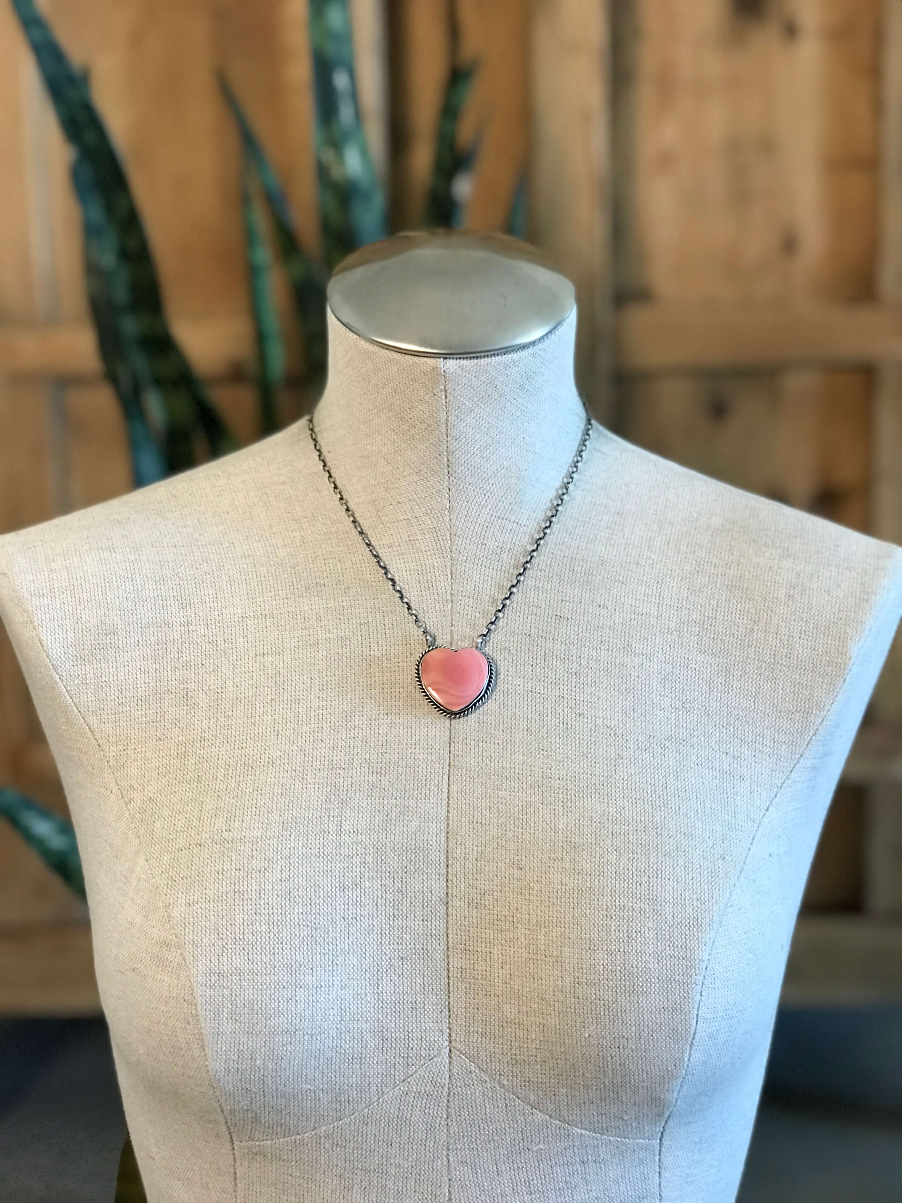 The Tori Pink Conch Heart Necklaces-Necklaces-Calli Co., Turquoise and Silver Jewelry, Native American Handmade, Zuni Tribe, Navajo Tribe, Brock Texas