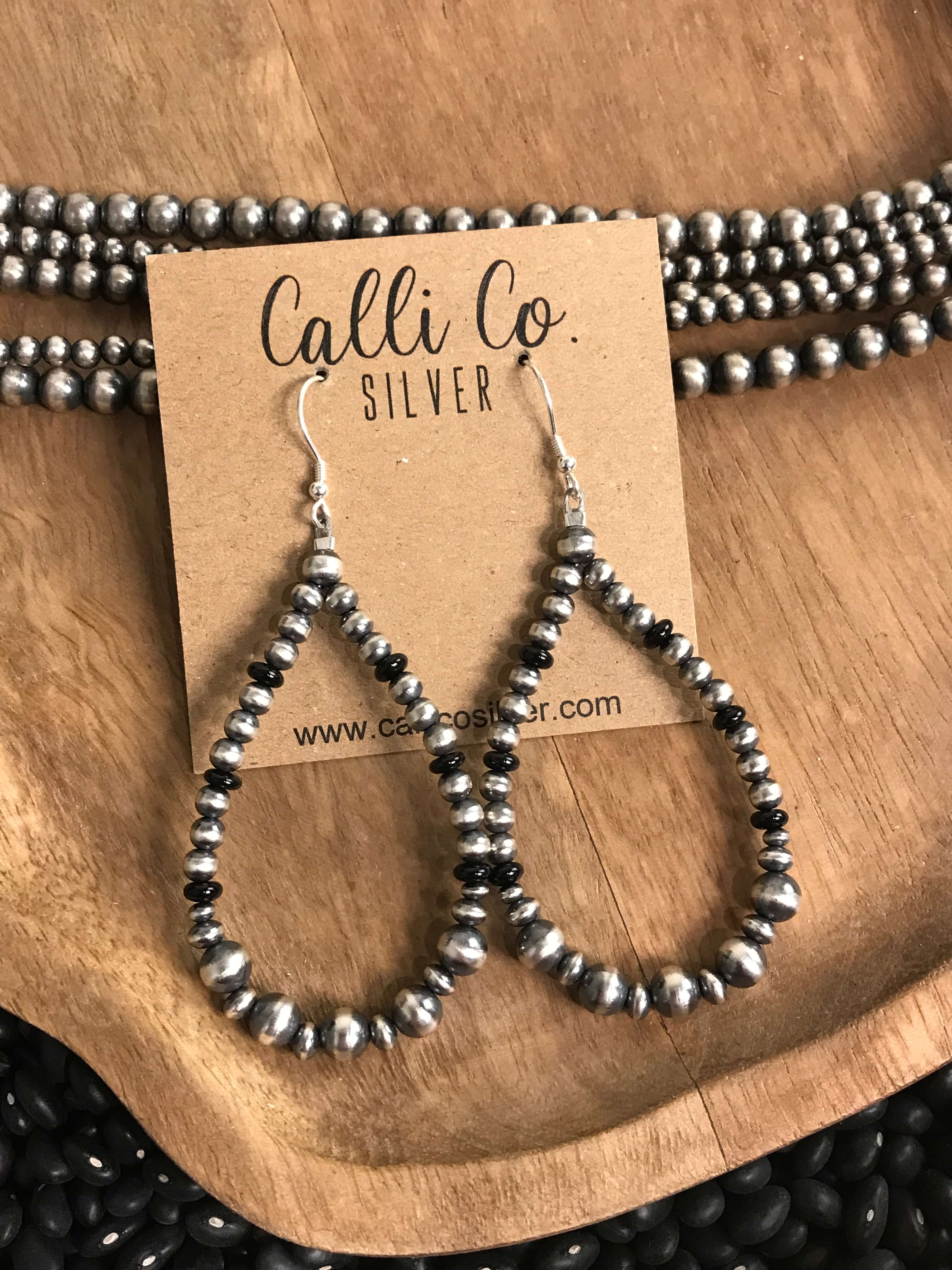 The Tova Onyx Hoops-Earrings-Calli Co., Turquoise and Silver Jewelry, Native American Handmade, Zuni Tribe, Navajo Tribe, Brock Texas