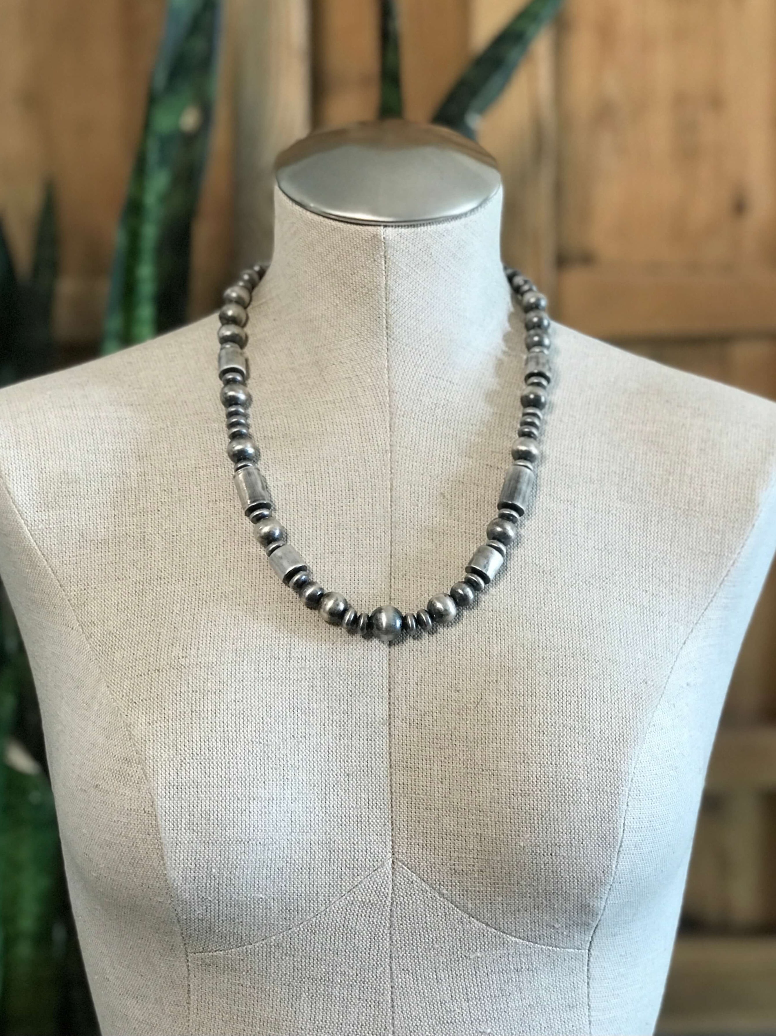 The Picabo Navajo Pearl Necklace-Necklaces-Calli Co., Turquoise and Silver Jewelry, Native American Handmade, Zuni Tribe, Navajo Tribe, Brock Texas