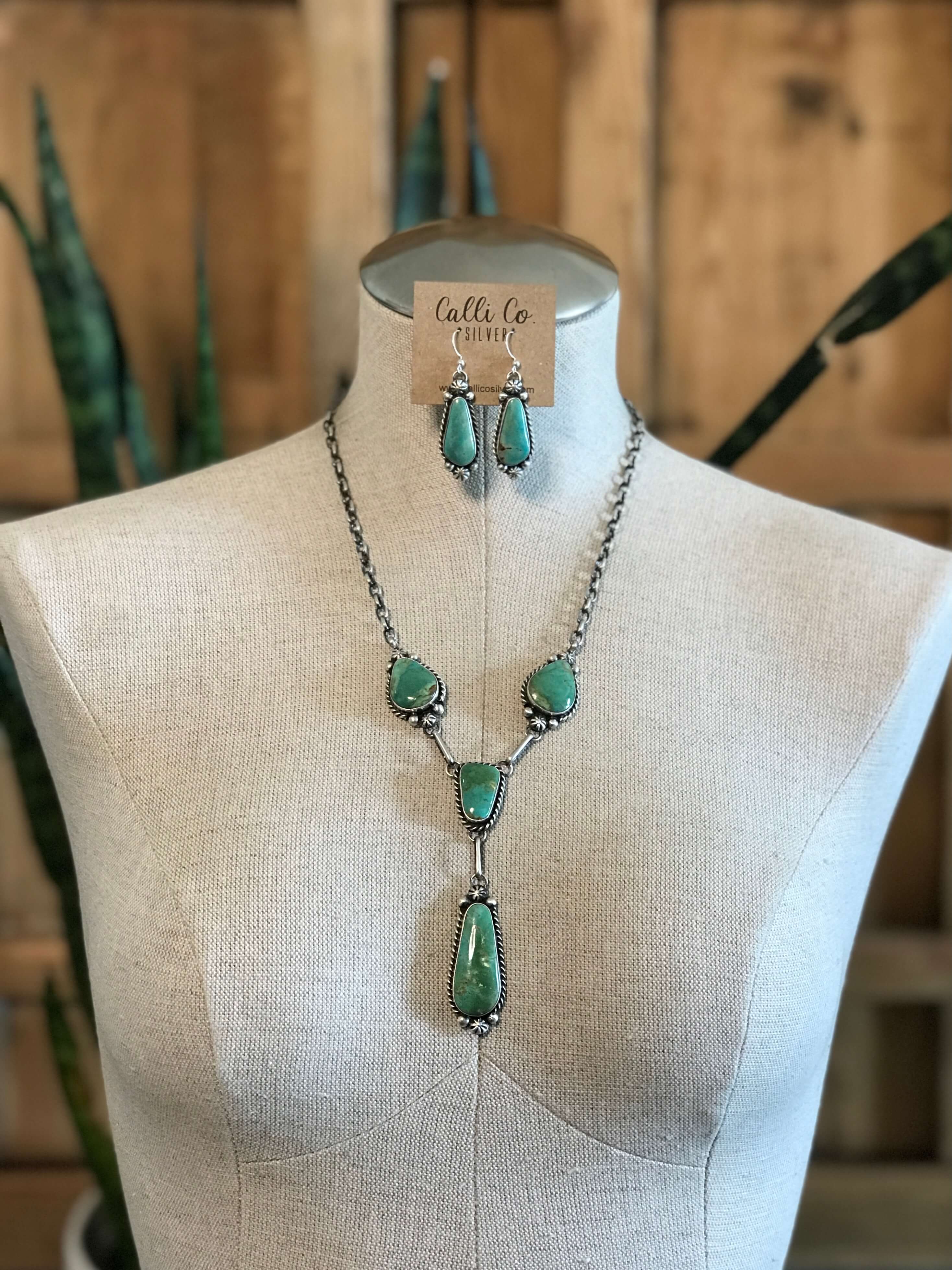 Women's Navajo Made Turquoise Lariat Necklace Set | Calli Co