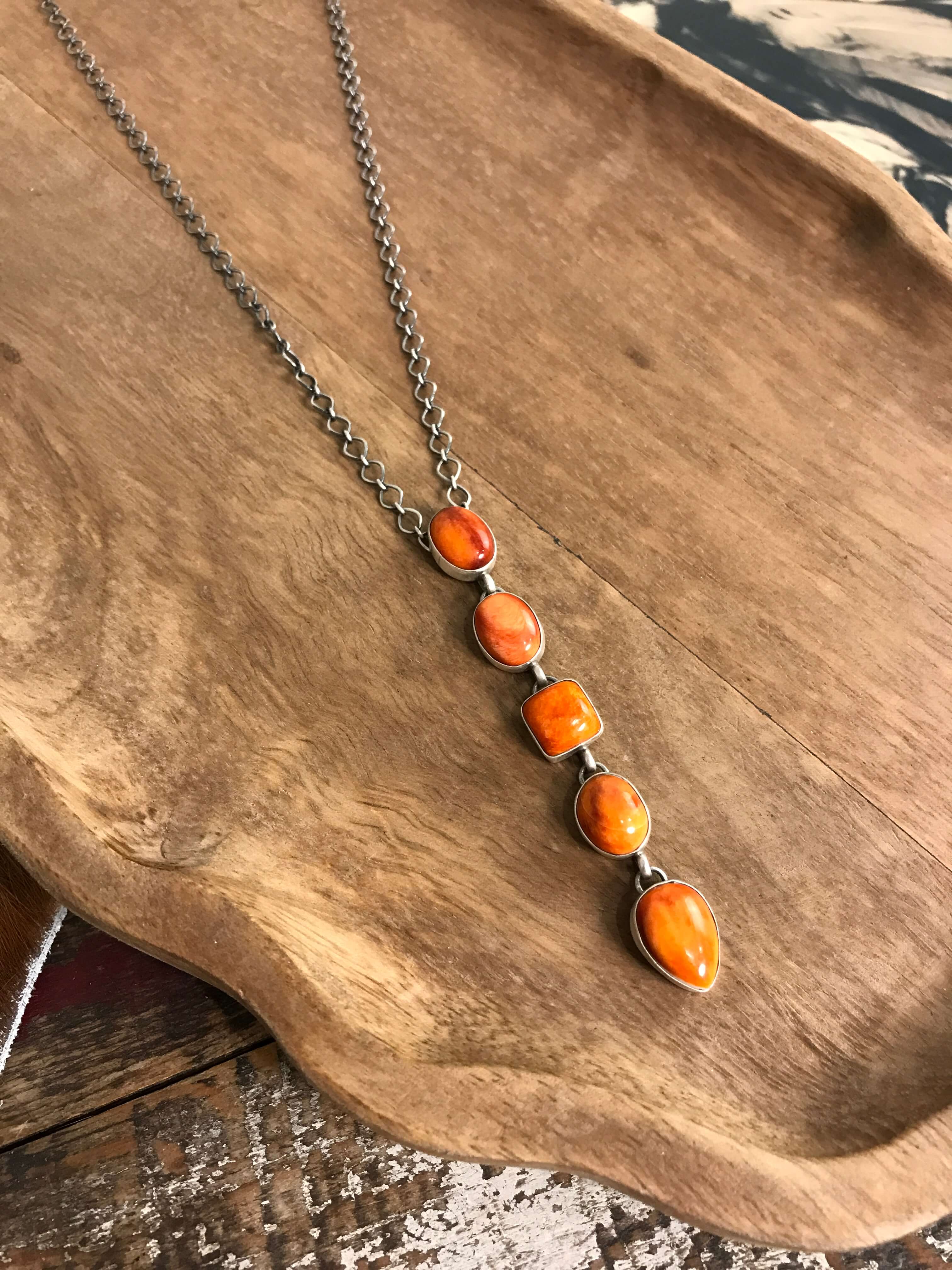 The Arroyo Lariat Necklace in Spiny Oyster, 10-Necklaces-Calli Co., Turquoise and Silver Jewelry, Native American Handmade, Zuni Tribe, Navajo Tribe, Brock Texas