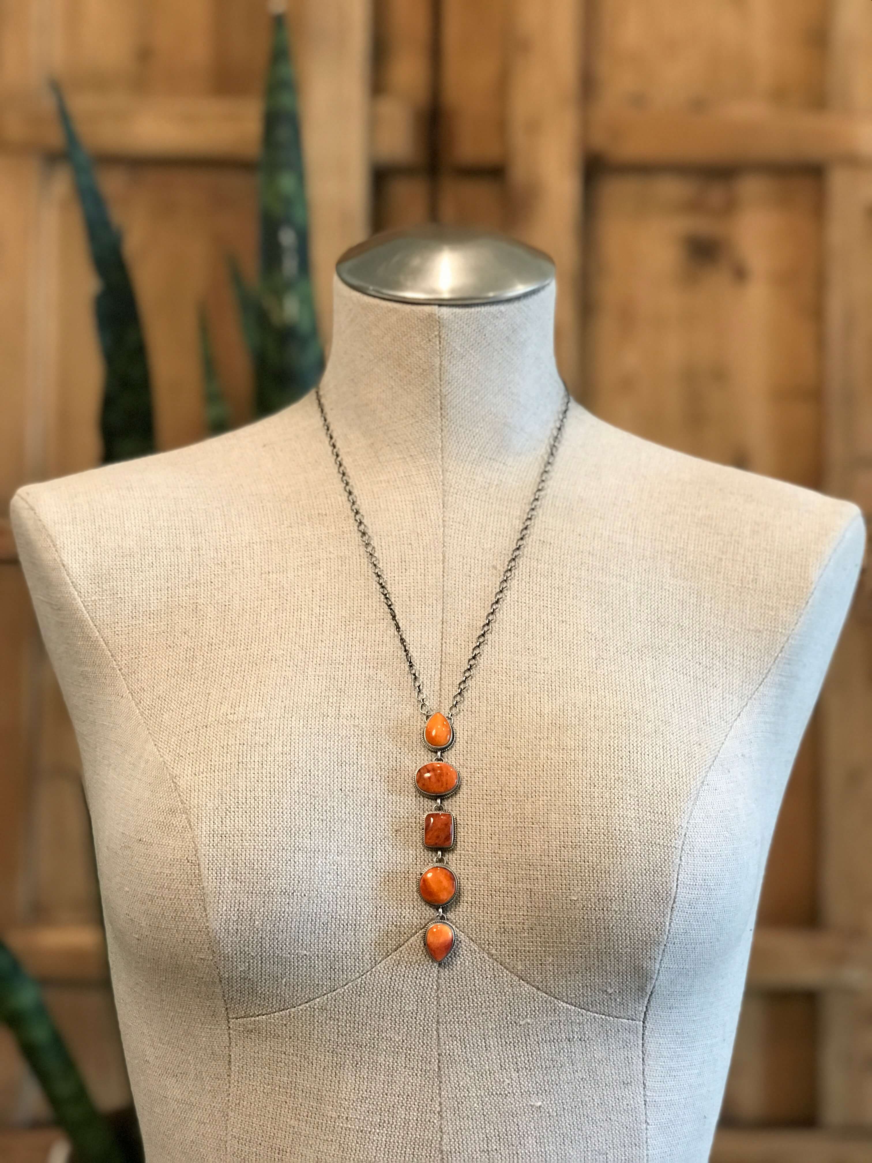 The Arroyo Lariat Necklace in Spiny Oyster, 17-Necklaces-Calli Co., Turquoise and Silver Jewelry, Native American Handmade, Zuni Tribe, Navajo Tribe, Brock Texas