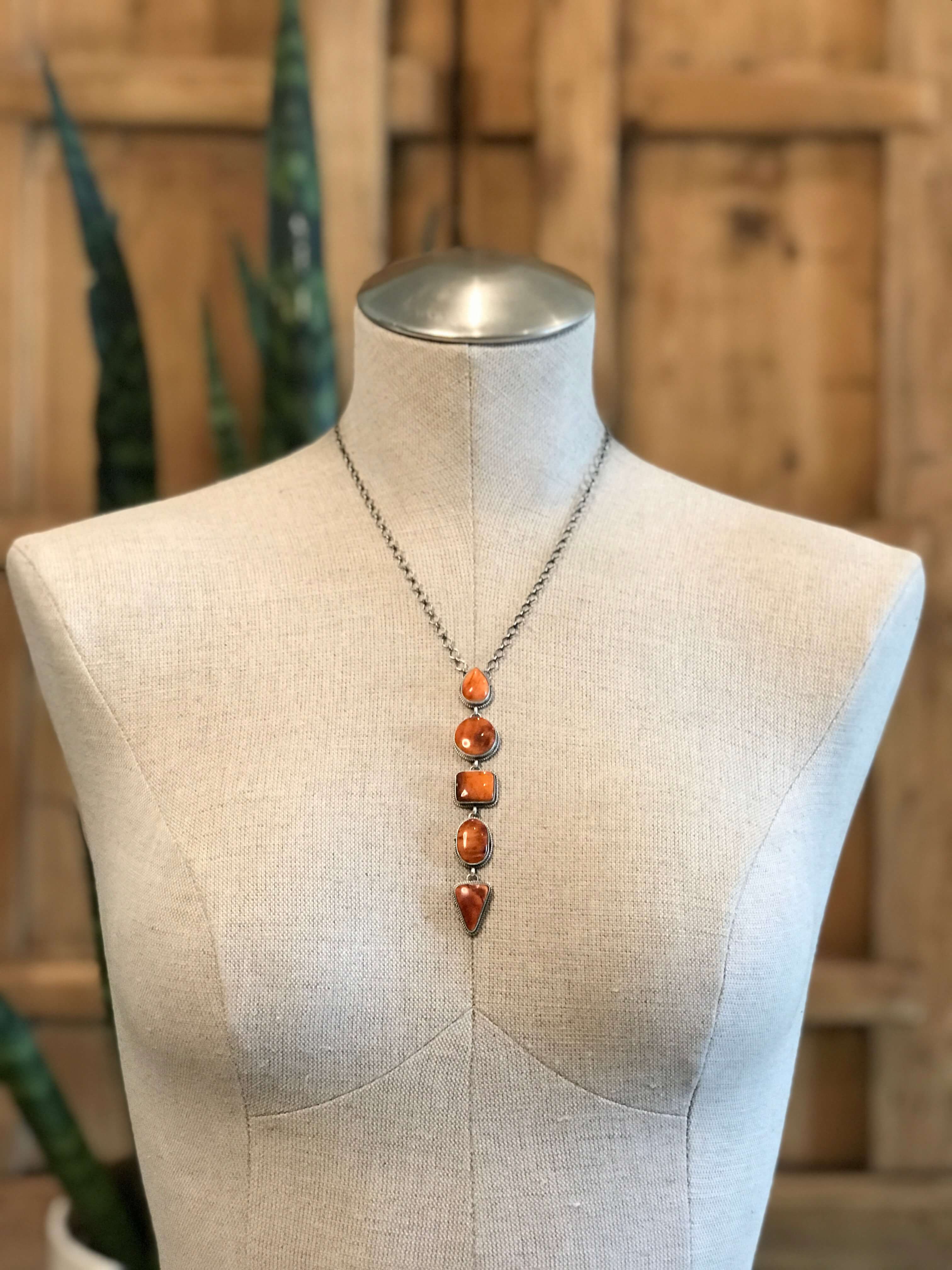 The Arroyo Lariat Necklace in Spiny Oyster, 19-Necklaces-Calli Co., Turquoise and Silver Jewelry, Native American Handmade, Zuni Tribe, Navajo Tribe, Brock Texas