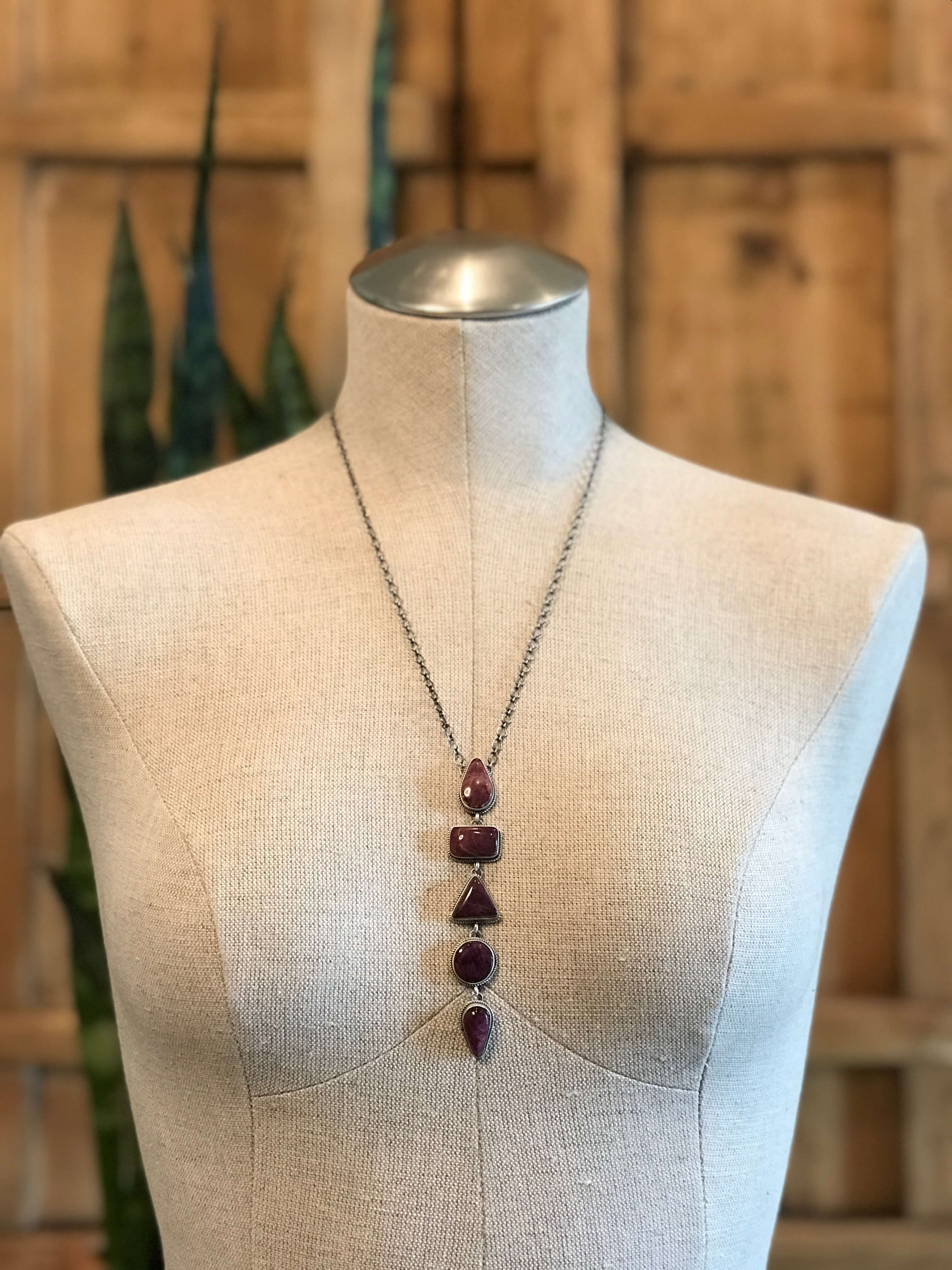 The Arroyo Lariat Necklace in Spiny Oyster, 18-Necklaces-Calli Co., Turquoise and Silver Jewelry, Native American Handmade, Zuni Tribe, Navajo Tribe, Brock Texas