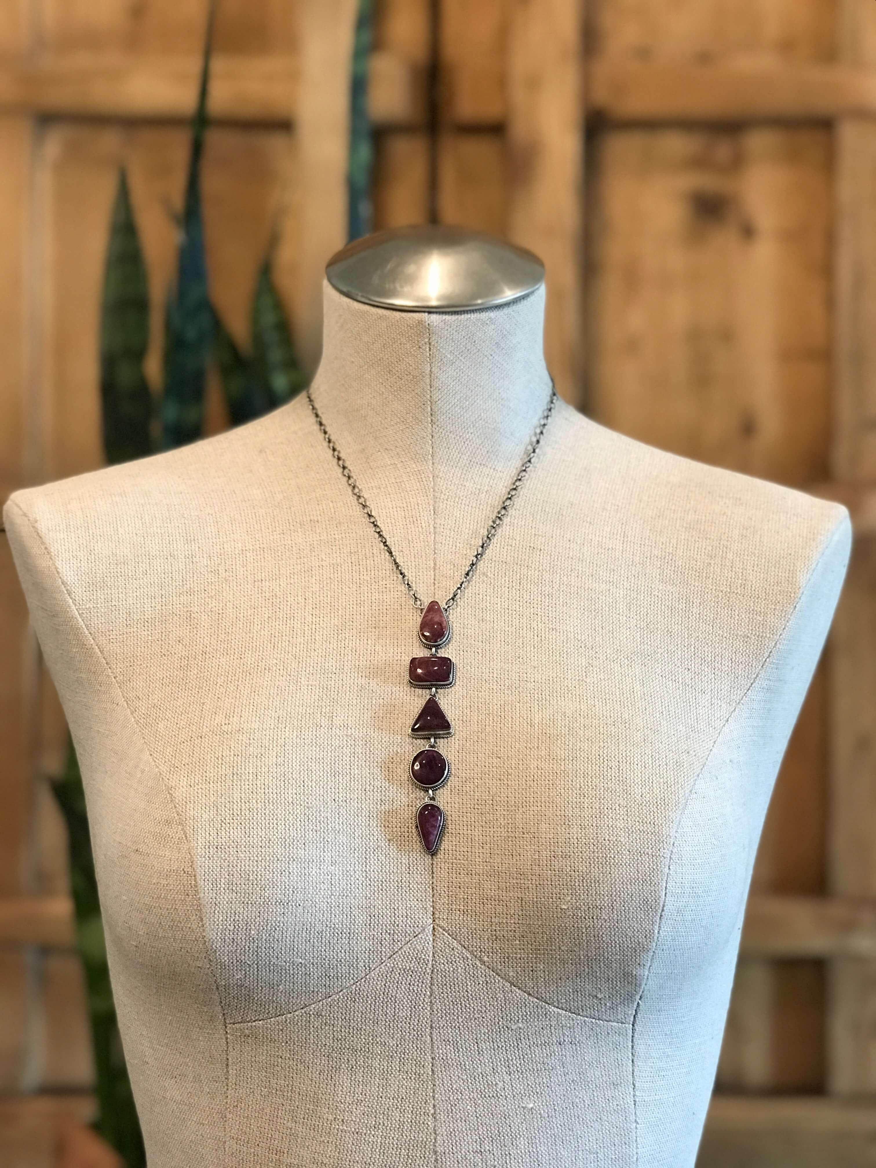 The Arroyo Lariat Necklace in Spiny Oyster, 18-Necklaces-Calli Co., Turquoise and Silver Jewelry, Native American Handmade, Zuni Tribe, Navajo Tribe, Brock Texas