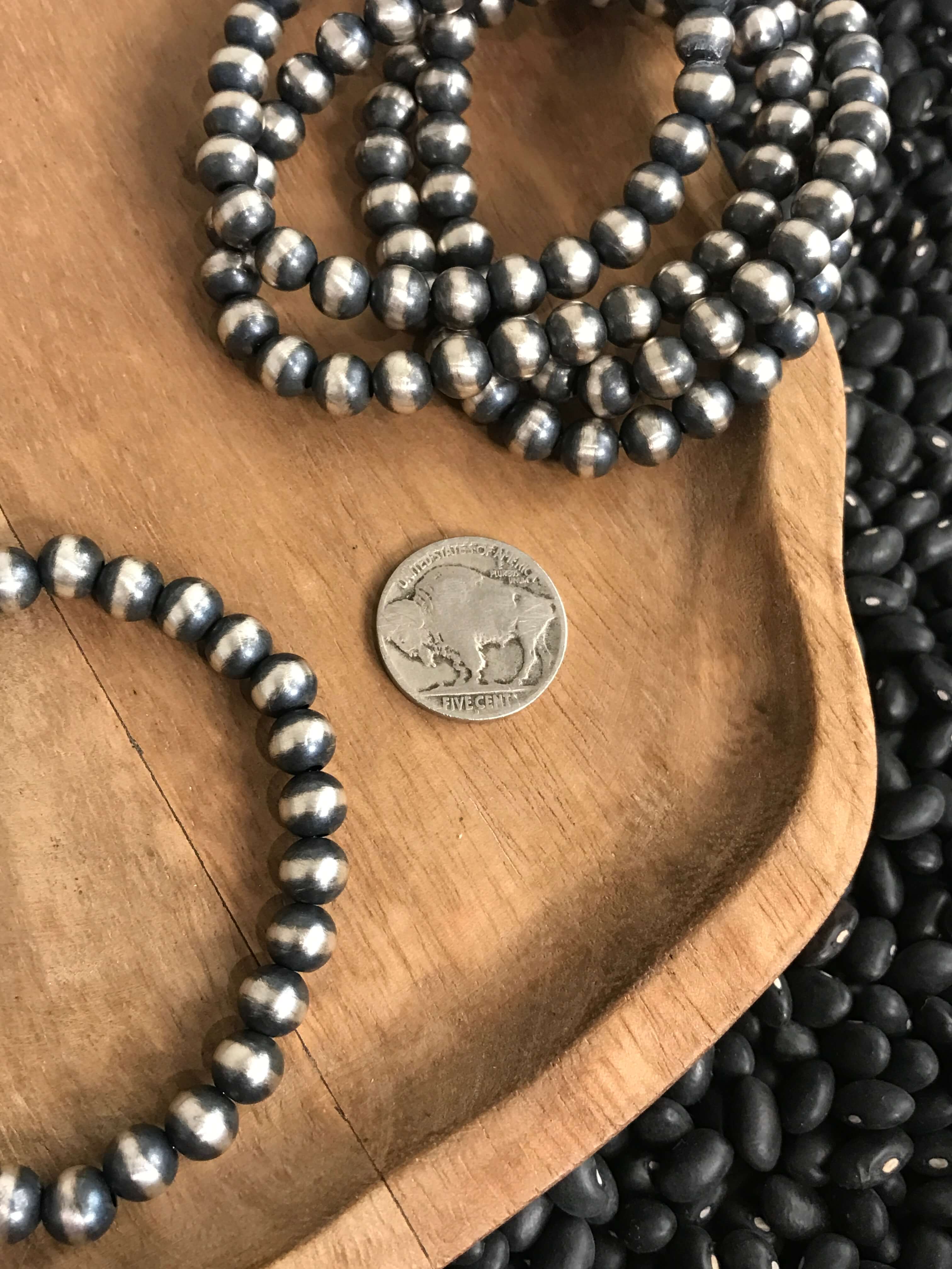 The Merle 7mm Stretch Bracelet-Bracelets & Cuffs-Calli Co., Turquoise and Silver Jewelry, Native American Handmade, Zuni Tribe, Navajo Tribe, Brock Texas