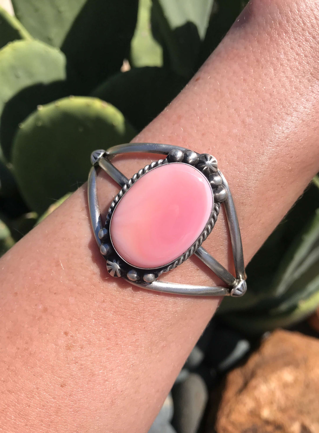 The Nelchina Pink Conch Cuff-Bracelets & Cuffs-Calli Co., Turquoise and Silver Jewelry, Native American Handmade, Zuni Tribe, Navajo Tribe, Brock Texas