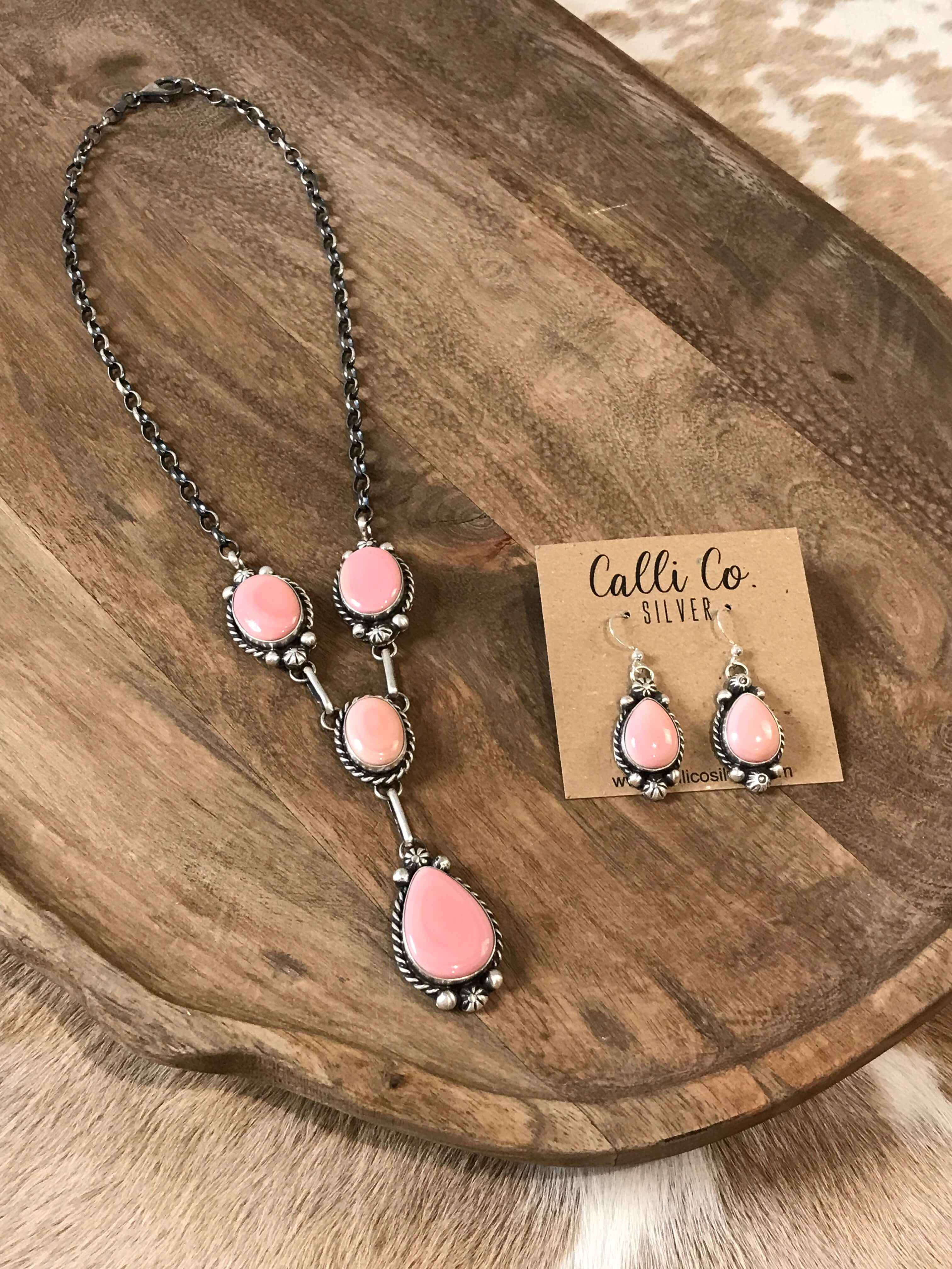 The Kirby Pink Conch Lariat Necklace Set-Necklaces-Calli Co., Turquoise and Silver Jewelry, Native American Handmade, Zuni Tribe, Navajo Tribe, Brock Texas