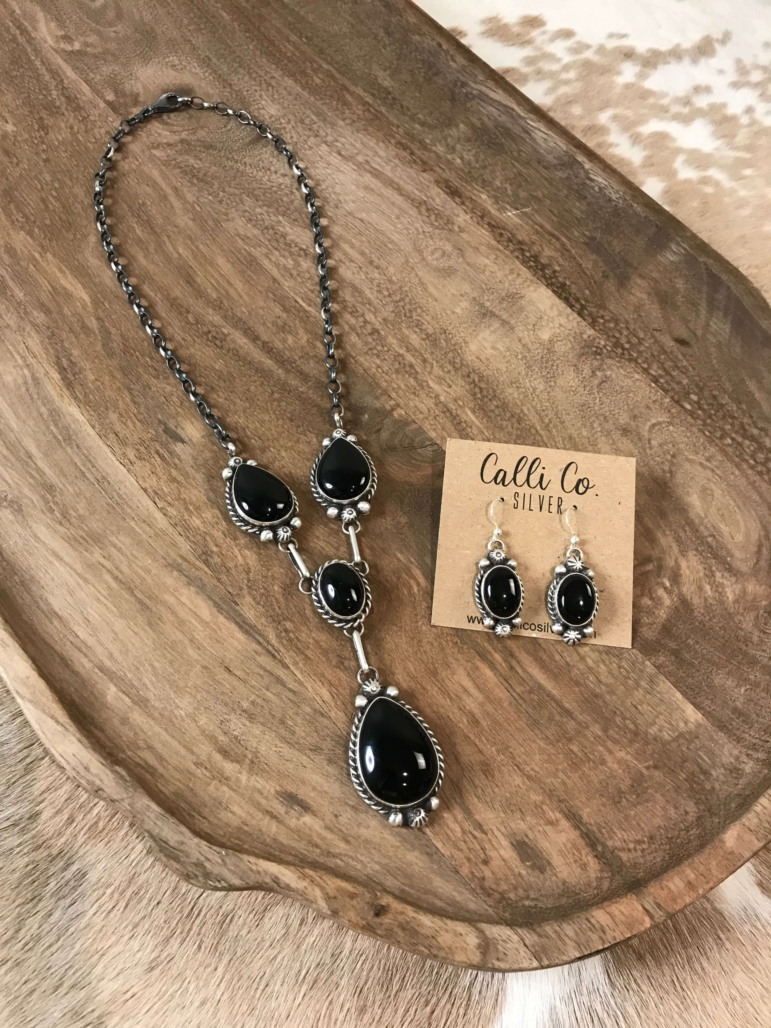 The Wrenley Onyx Lariat Necklace Set-Necklaces-Calli Co., Turquoise and Silver Jewelry, Native American Handmade, Zuni Tribe, Navajo Tribe, Brock Texas