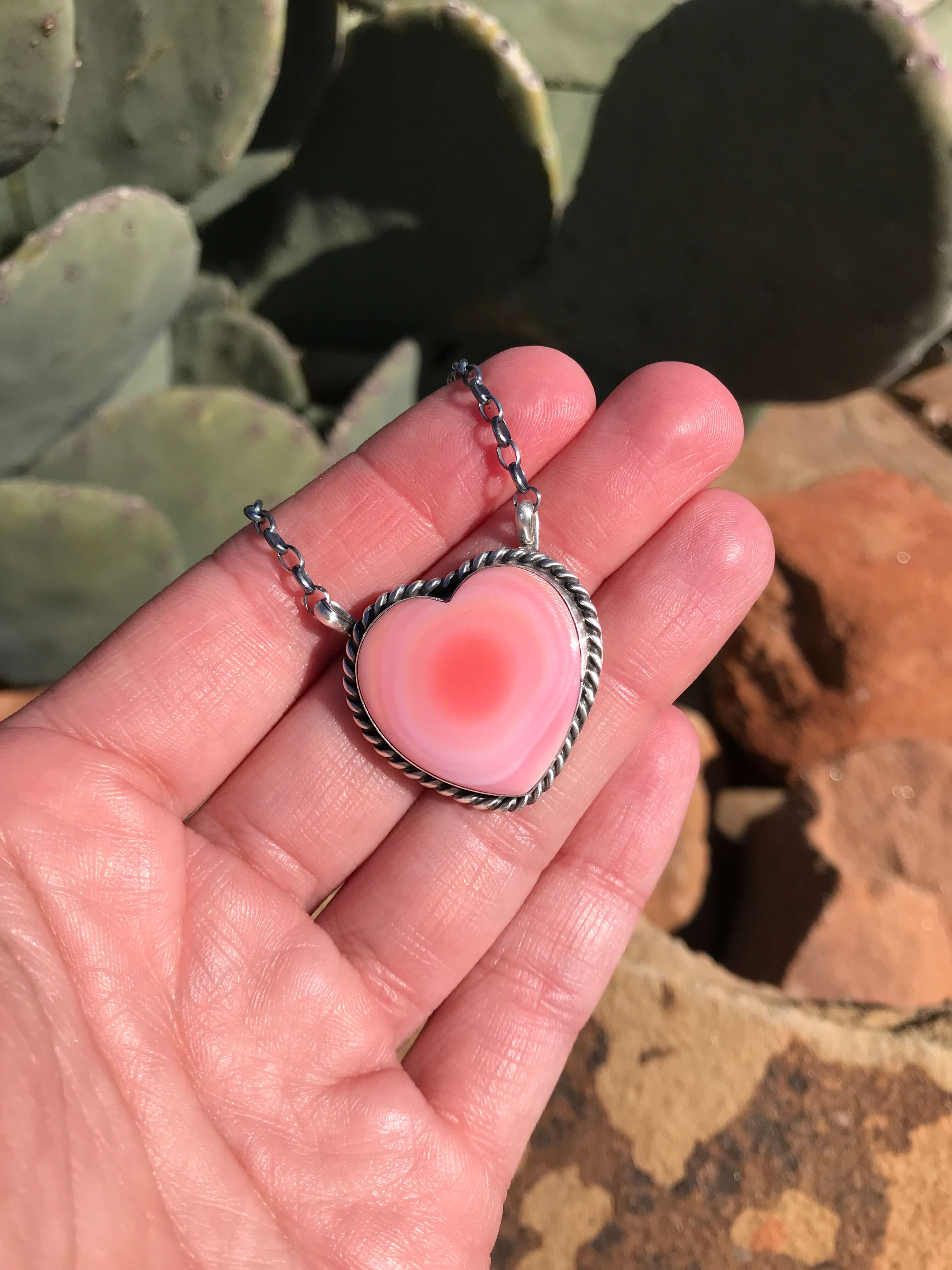 The Grande Pink Conch Heart Necklace, 4-Necklaces-Calli Co., Turquoise and Silver Jewelry, Native American Handmade, Zuni Tribe, Navajo Tribe, Brock Texas