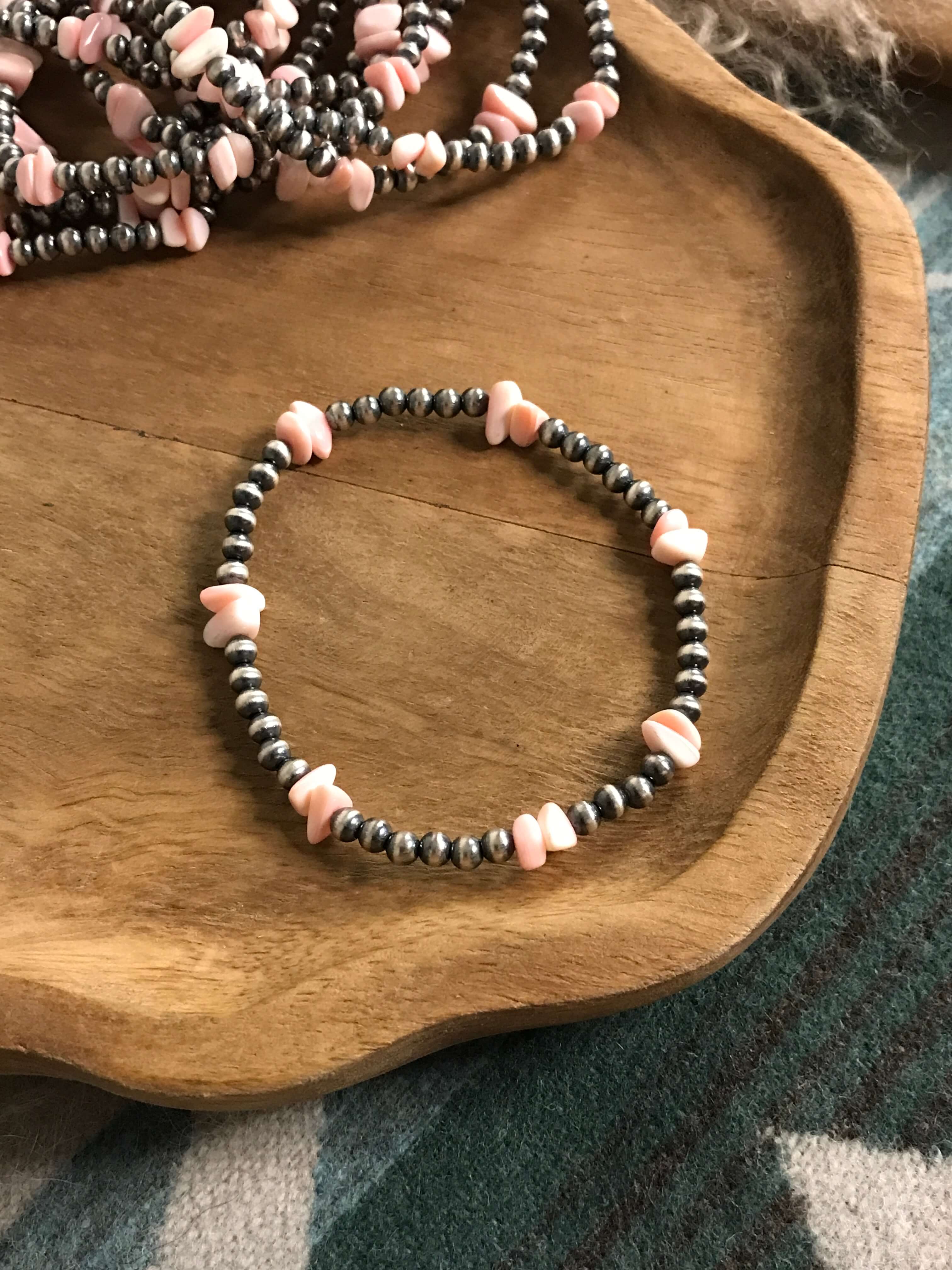 The Maizey Pink Conch Stretch Bracelet xx-Bracelets & Cuffs-Calli Co., Turquoise and Silver Jewelry, Native American Handmade, Zuni Tribe, Navajo Tribe, Brock Texas