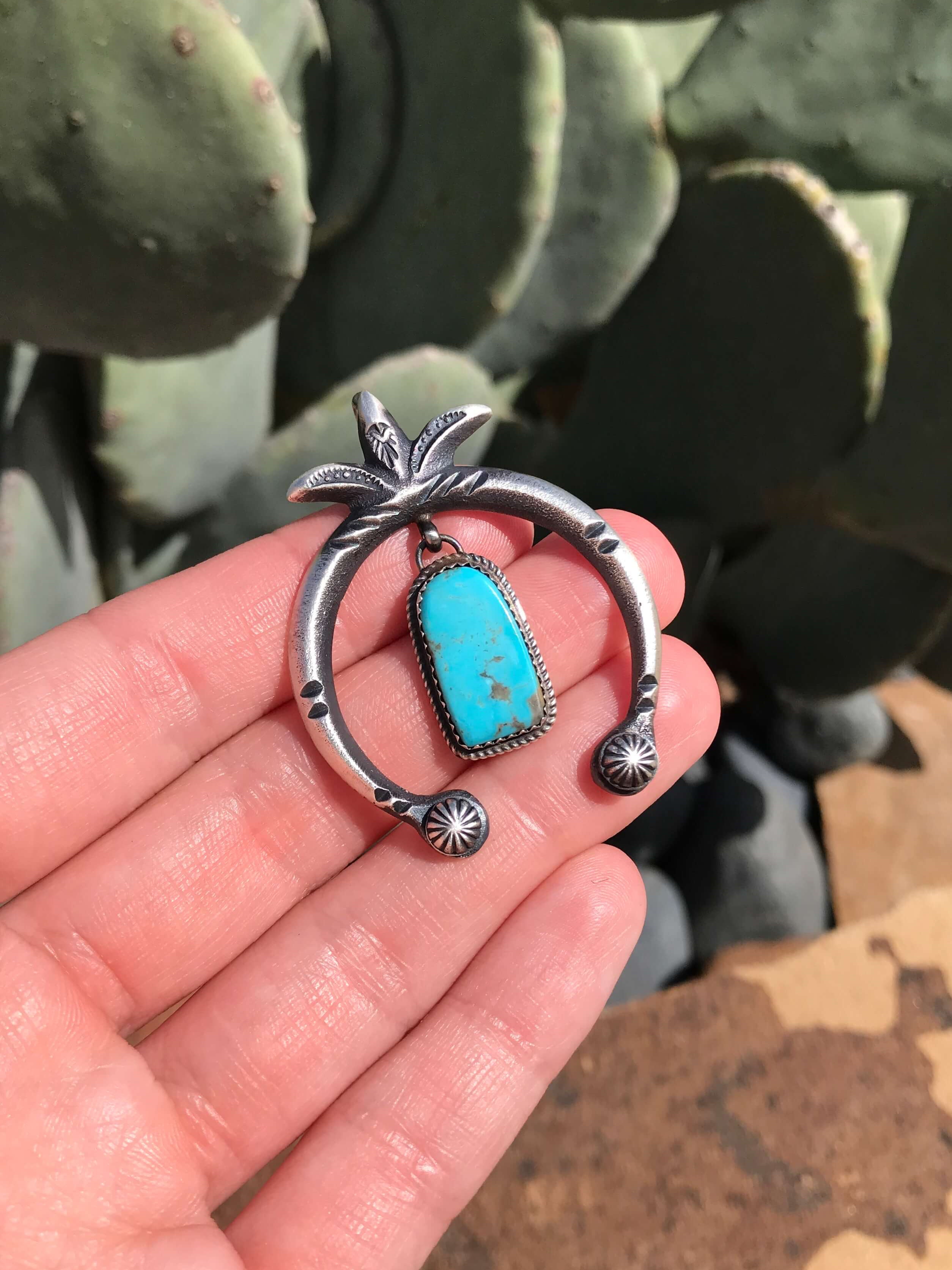 So Unique Naja Native American Navajo Sterling Silver Naja Earrings