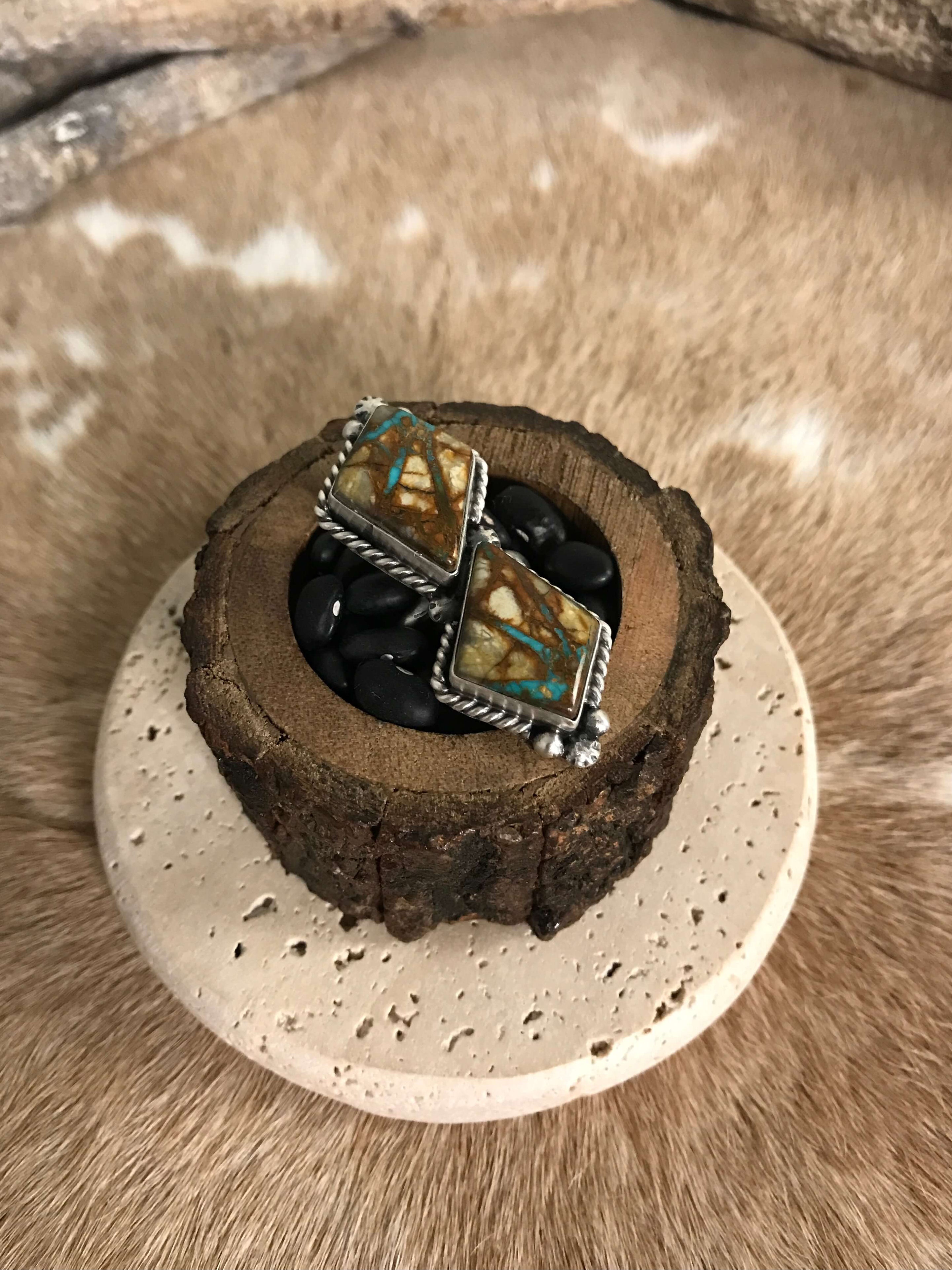The Roanoke Adjustable Ring, 1-Rings-Calli Co., Turquoise and Silver Jewelry, Native American Handmade, Zuni Tribe, Navajo Tribe, Brock Texas