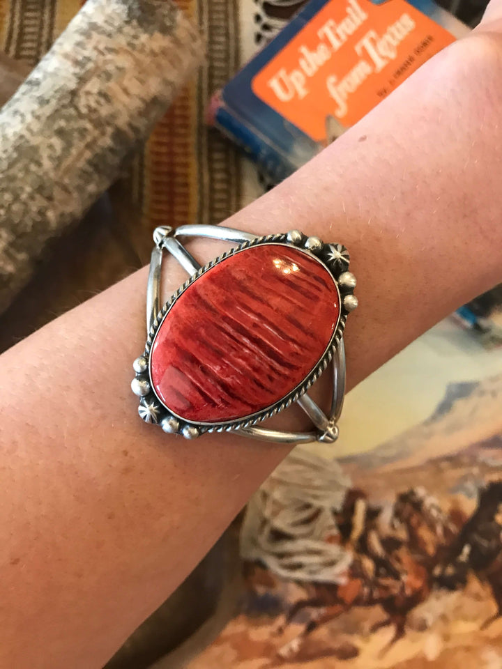 The Edens Isle Red Spiny Cuff, 4-Bracelets & Cuffs-Calli Co., Turquoise and Silver Jewelry, Native American Handmade, Zuni Tribe, Navajo Tribe, Brock Texas